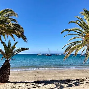 Appartement Studio 2 + 2 Dans Résidence Avec Piscine, Bandol