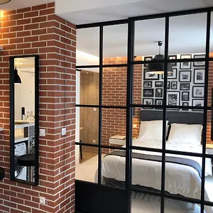 Hainaut Xixème , Paris France